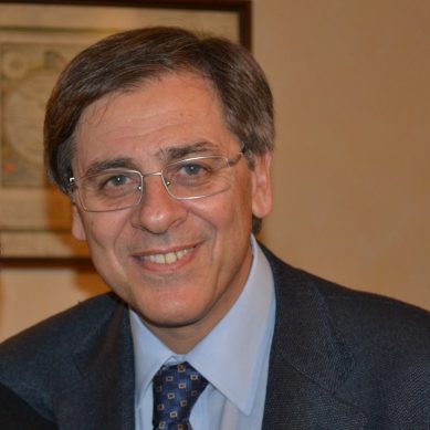 Lentini: cittadinanza onoraria al chirurgo Giovanni Trombatore