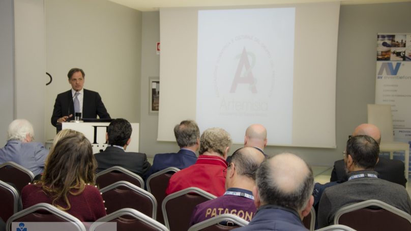 Sulla pagina FB di CATANIA MEDICA tutte le foto del I Congresso di Artemisia