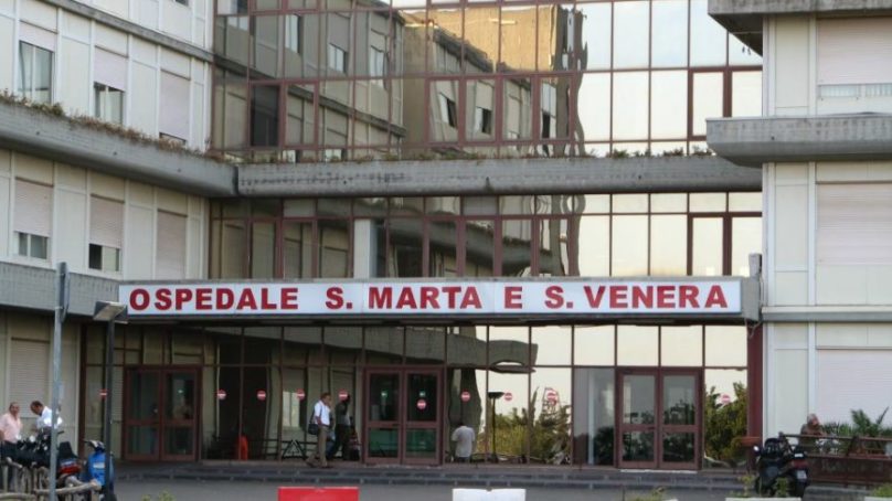 Domato principio di incendio all’ospedale di Acireale