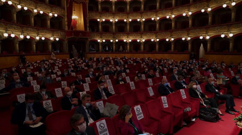 Forum sanitario internazionale al Teatro Massimo